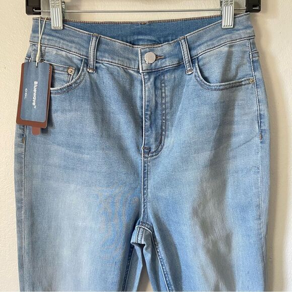 OGL Women's Light Blue Straight Leg Jeans - Picture 6 of 9